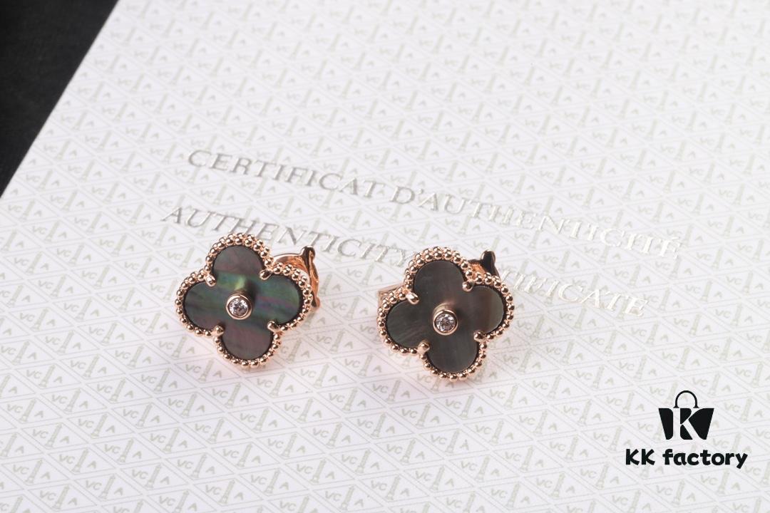 692fc11199f2d84055c882e3 VCA New Version Rose Gold Natural Peacock Green White Shell Gray Shell Black Onyx Red Onyx Diamond-Studded Ear Clips, Market High-End Limited Edition 1:1 Premium Custom 925 Sterling Silver VCA Van Cleef & Arpels Clove Leaf Store Exclusive Tourist Essential Must-Have Original Lobster Clasp Top Quality
