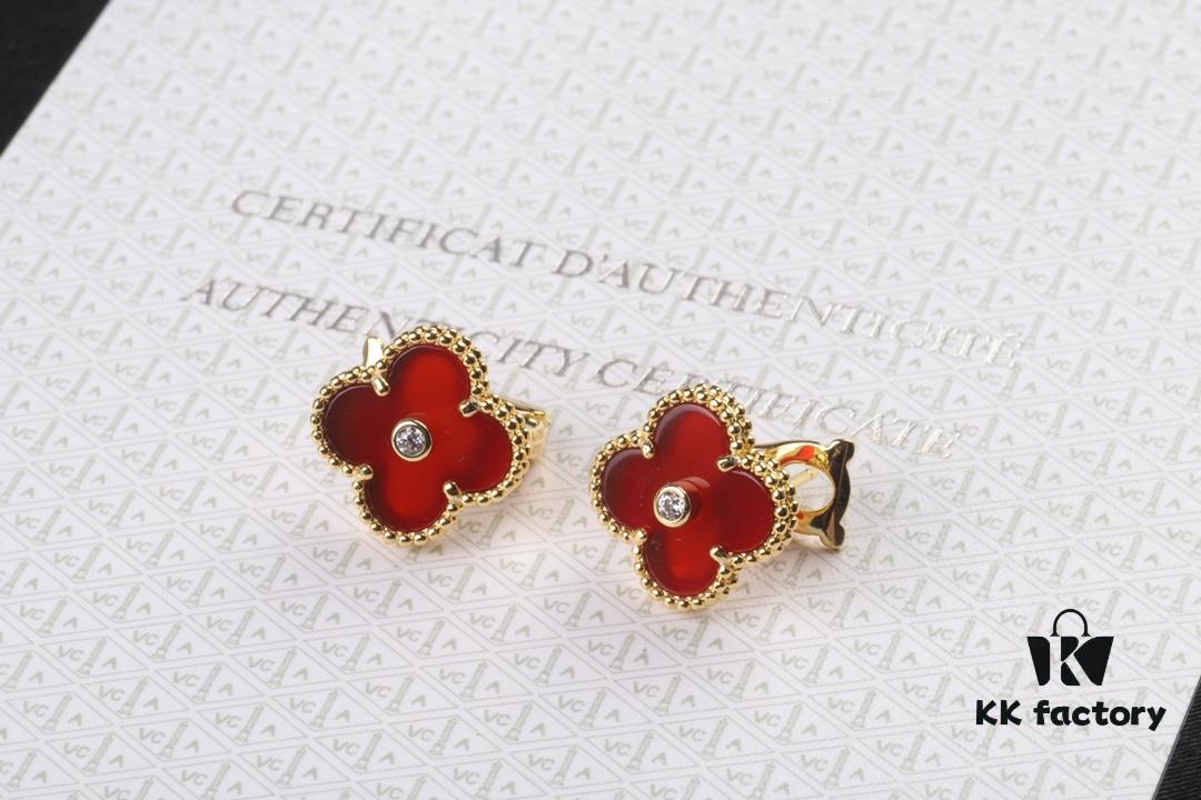 692fc12099f2d84055c882f7 VCA New Version Yellow Gold Natural Peacock Green White Shell Gray Shell Black Onyx Red Onyx Diamond-Studded Ear Cuffs Limited Edition High-End Custom 925 Sterling Silver VCA Van Cleef & Arpels Clover Leaf Lobster Clasp Tour Exclusive Must-Have