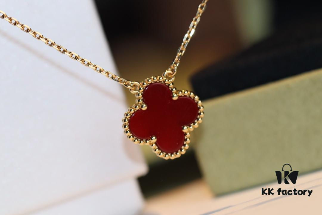 Don't Speak, Shh... 🤫 Look at Our VCA Necklace