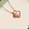 VCA Single Flower Natural Pink Shell Arrives ❤️