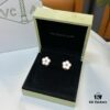 692fc15199f2d84055c88336 ❗️New Hot Product❗️ 2021 New Lucky Spring Collection Van Cleef & Arpels Lucky Spring Series Plum Blossom Clip-On Earrings