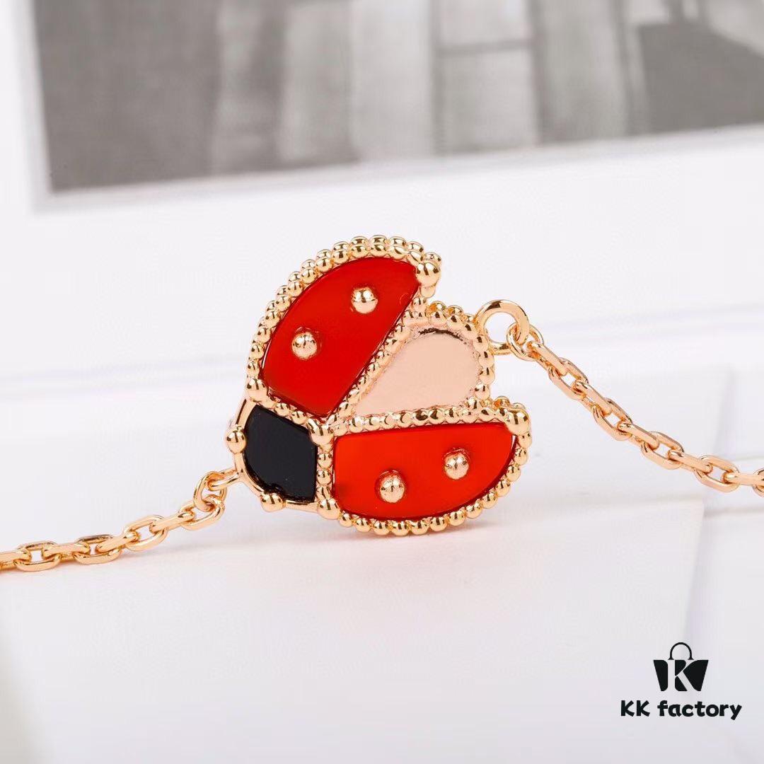 692fc1a399f2d84055c883a8 Top-tier VCA-style Ladybug Bracelet - Lucky Spring Collection, Z+ Version