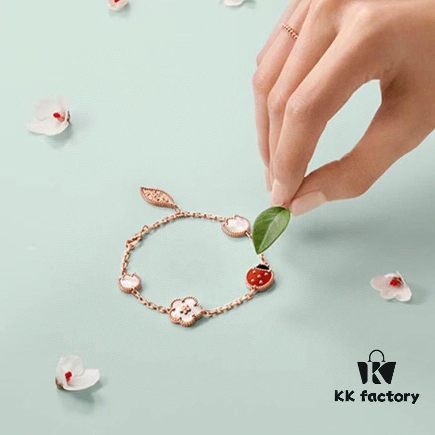 692fc1b199f2d84055c883bc Top-tier VCA-style Ladybug Bracelet Z+, Genuine Jewelry-Grade ZP, Customizable in Real Gold and Diamonds, Only Authentic ZP Real Gold Version, Superior to All Other Gold Products on Market! Lucky Spring Collection Features Ladybugs and Floral Motifs, Celebrating Van Cleef & Arpels' Beloved Theme of Spring Rebirth