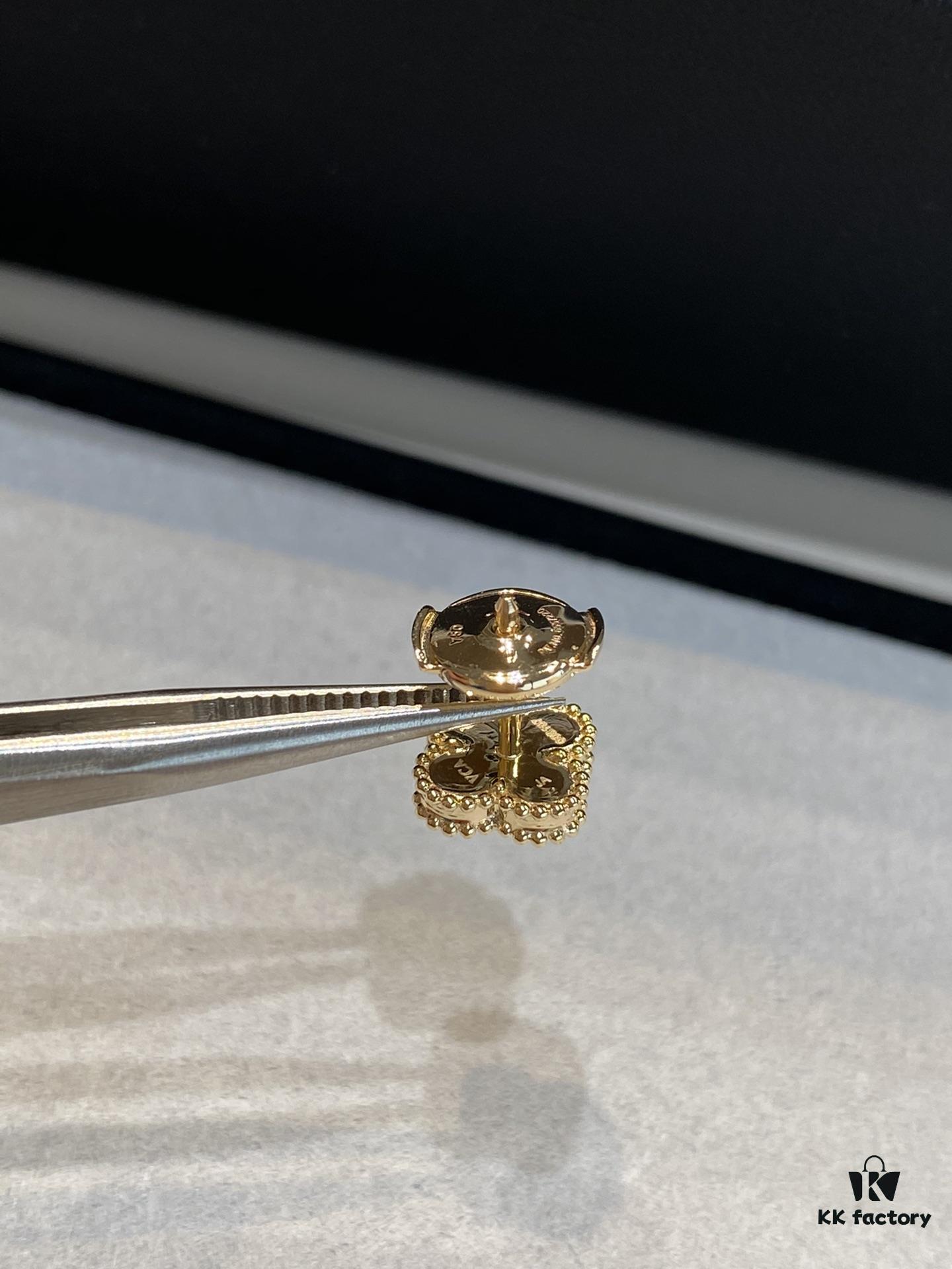 692fc1b799f2d84055c883c6 Mini Clover Stud Earrings in Gold and White, Precision-Crafted with Smooth Finish and Seamless Stone Setting