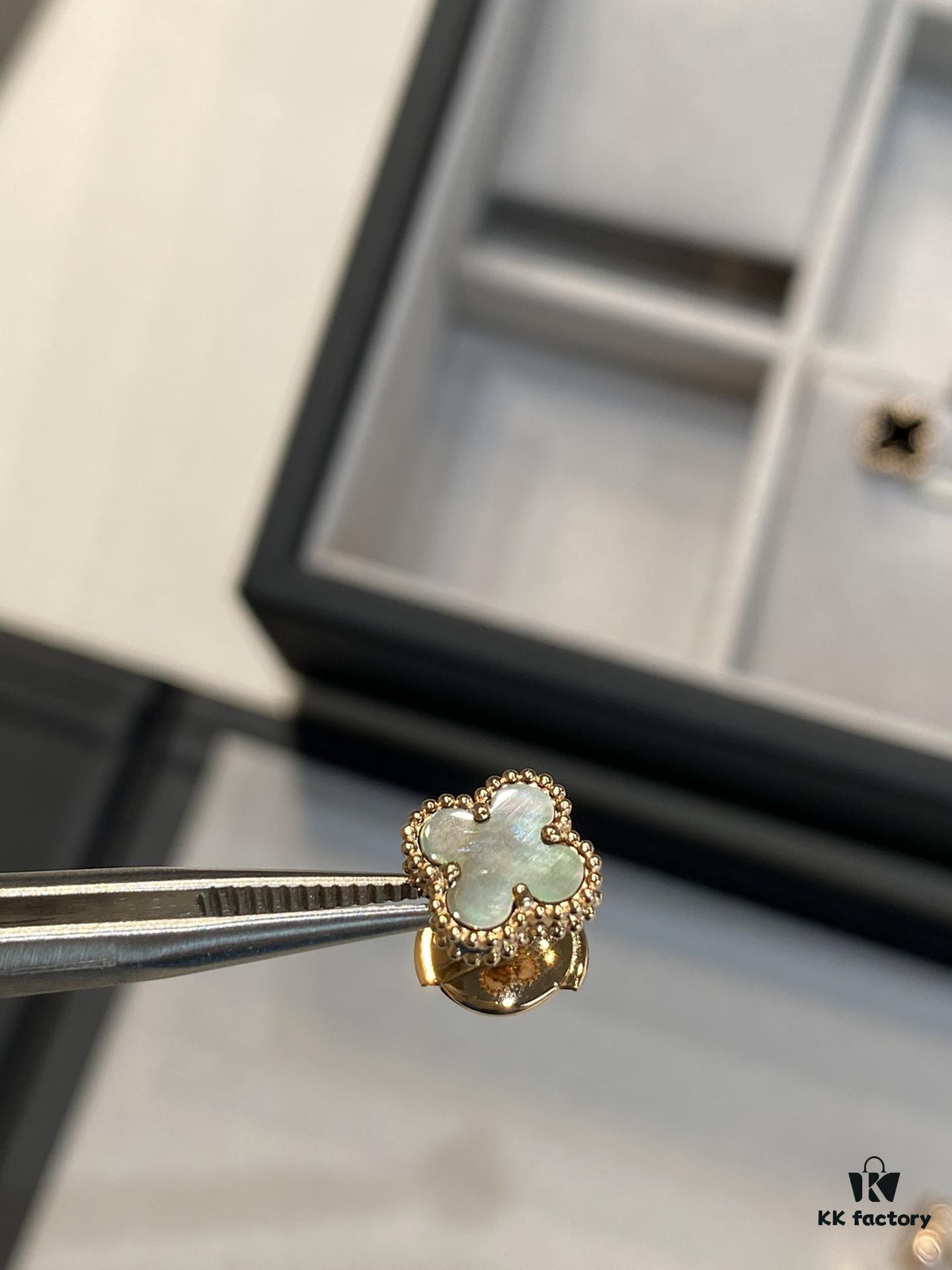 Mini Four-Leaf Clover Gray Shell