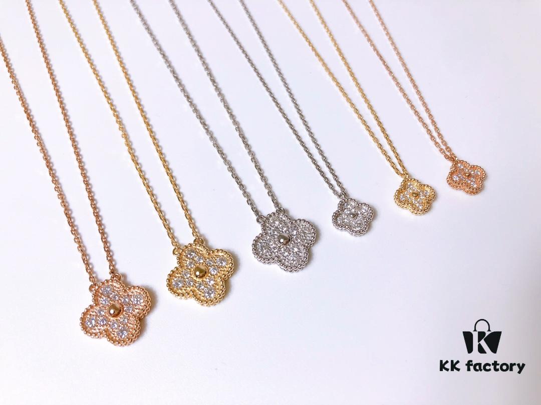 692fc20b99f2d84055c88439 VCA Full Diamond Four-Leaf Clover Necklace in Medium vs Small Size 🍀