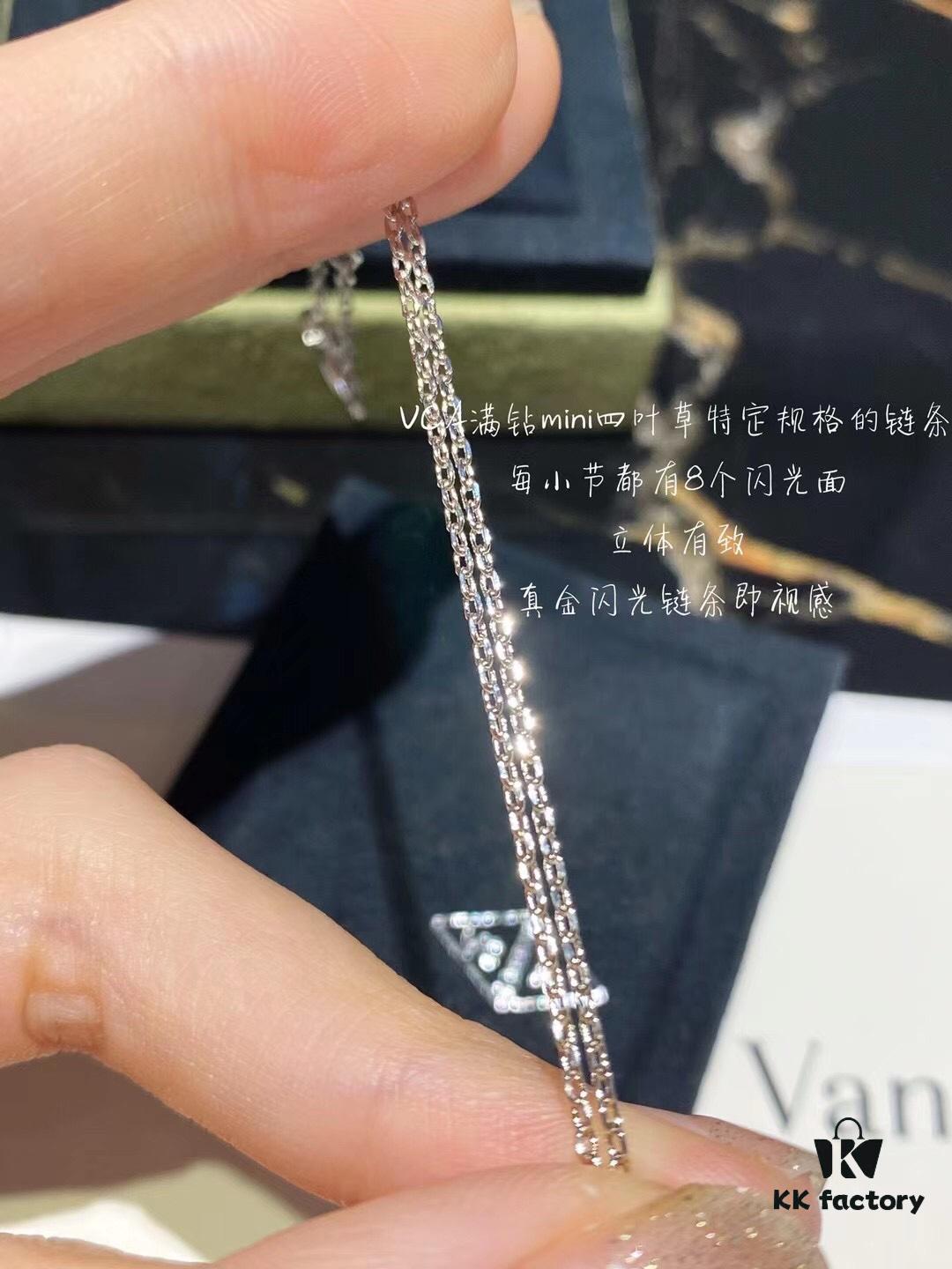 692fc23299f2d84055c88478 Vca Mini Full Diamond Four-Leaf Clover Necklace