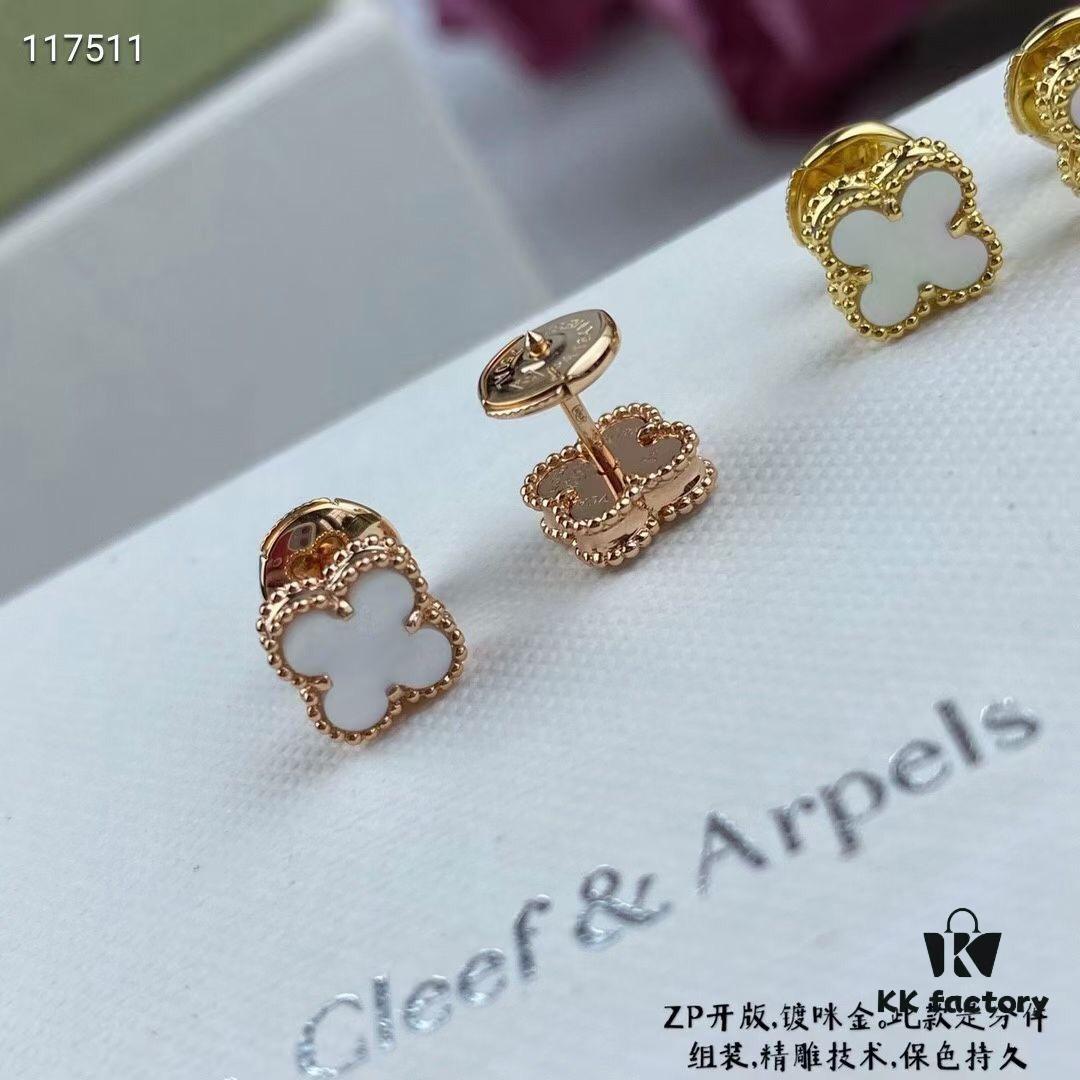692fc24699f2d84055c8849a Newly Upgraded Version ZP Open Edition V Gold Plated with Mi Gold, Long-Lasting Color Retention ❤ This Piece Features Separate Components Assembly and Precision Carving Technology. 😊😊 VCA Clovis & Arpels Miniature Luxury White Mother-of-Pearl Four-Leaf Clover Stud Earrings Paired with Original-Style Saucer Backs 🍀 Exceptionally Charming, Enhances Fair Skin Tone, Highly Versatile for Any Occasion, Perfect for Sisters' Gatherings, Adds Extra Prestige