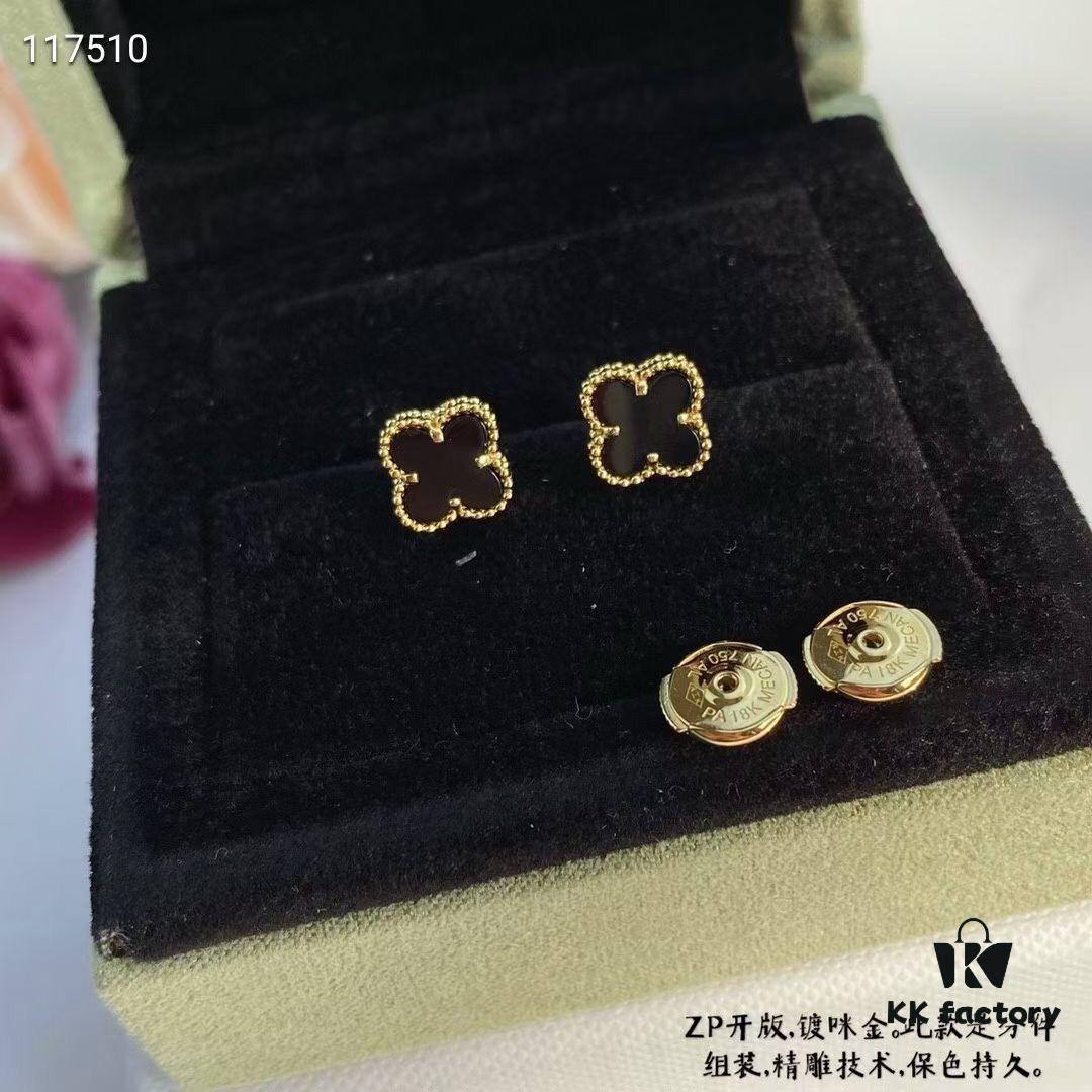 692fc25099f2d84055c884a7 VCA Clovers Mini Black Onyx Earrings with Flying Saucer Backs, ZP Gold Plated V Gold Upgrade Version