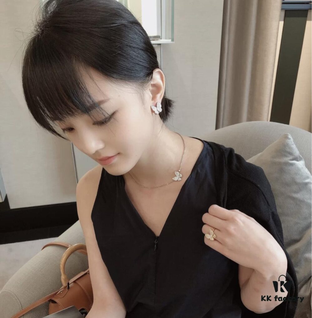 VCA Classic Full Diamond Butterfly Necklace, Luxurious and Elegant Design, Universally Flattering, Must-Have for VCA Enthusiasts