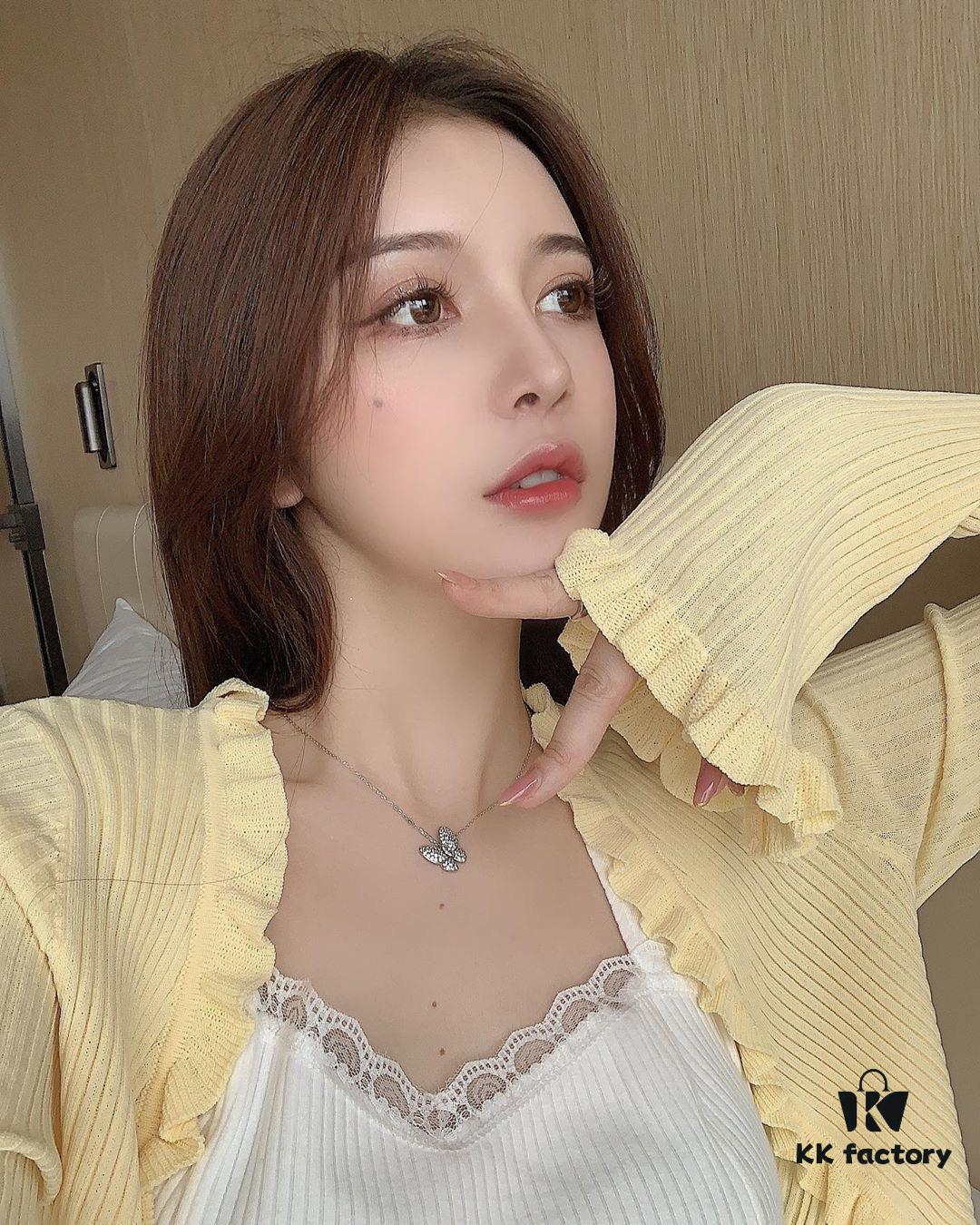 692fc2c599f2d84055c88556 VCA Classic Full Diamond Butterfly Necklace, Luxurious and Elegant Design, Universally Flattering, Must-Have for VCA Enthusiasts
