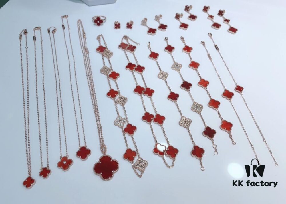 692fc2cb99f2d84055c88562 Clover Red Agate Set with Bracelet, Necklace, Sweater Chain, Stud Earrings, and Earrings