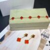 Van Cleef & Arpels VCA Set, Wear as a Complete Set to Instantly Enhance Your Elegance