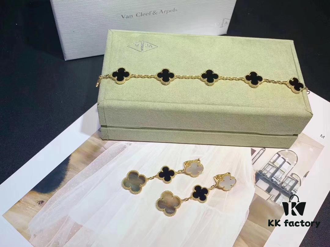Van Cleef & Arpels VCA Set, Wear as a Complete Set to Instantly Enhance Your Elegance