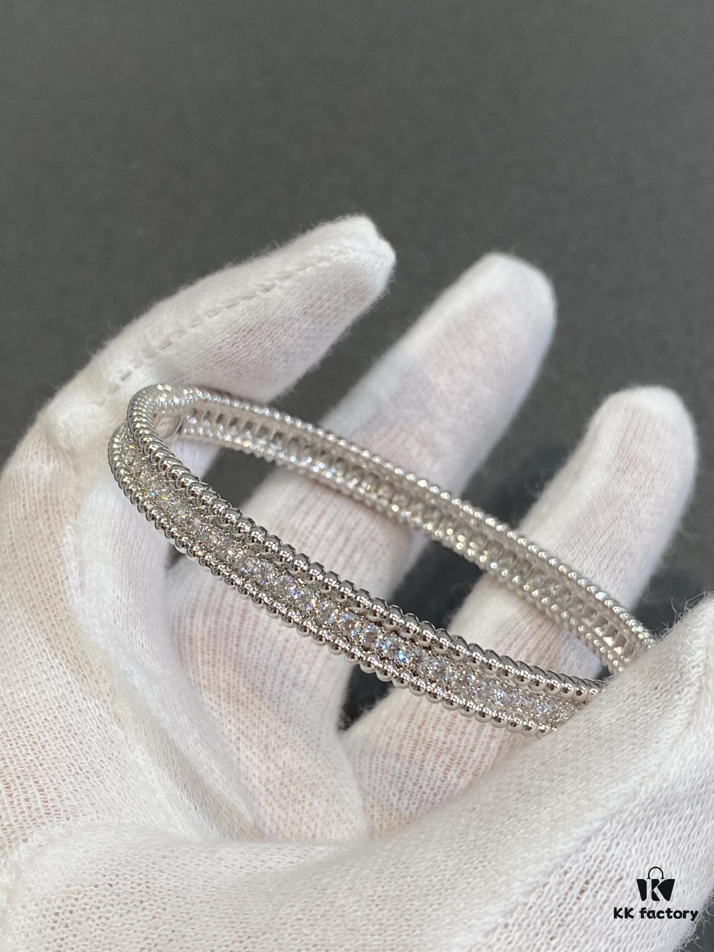 692fc2f499f2d84055c885a9 New Vca Four-Leaf Clover Perlee Beaded Bracelet, Single Row Diamond Bracelet, Classic Layering Design, Vintage and Exquisite