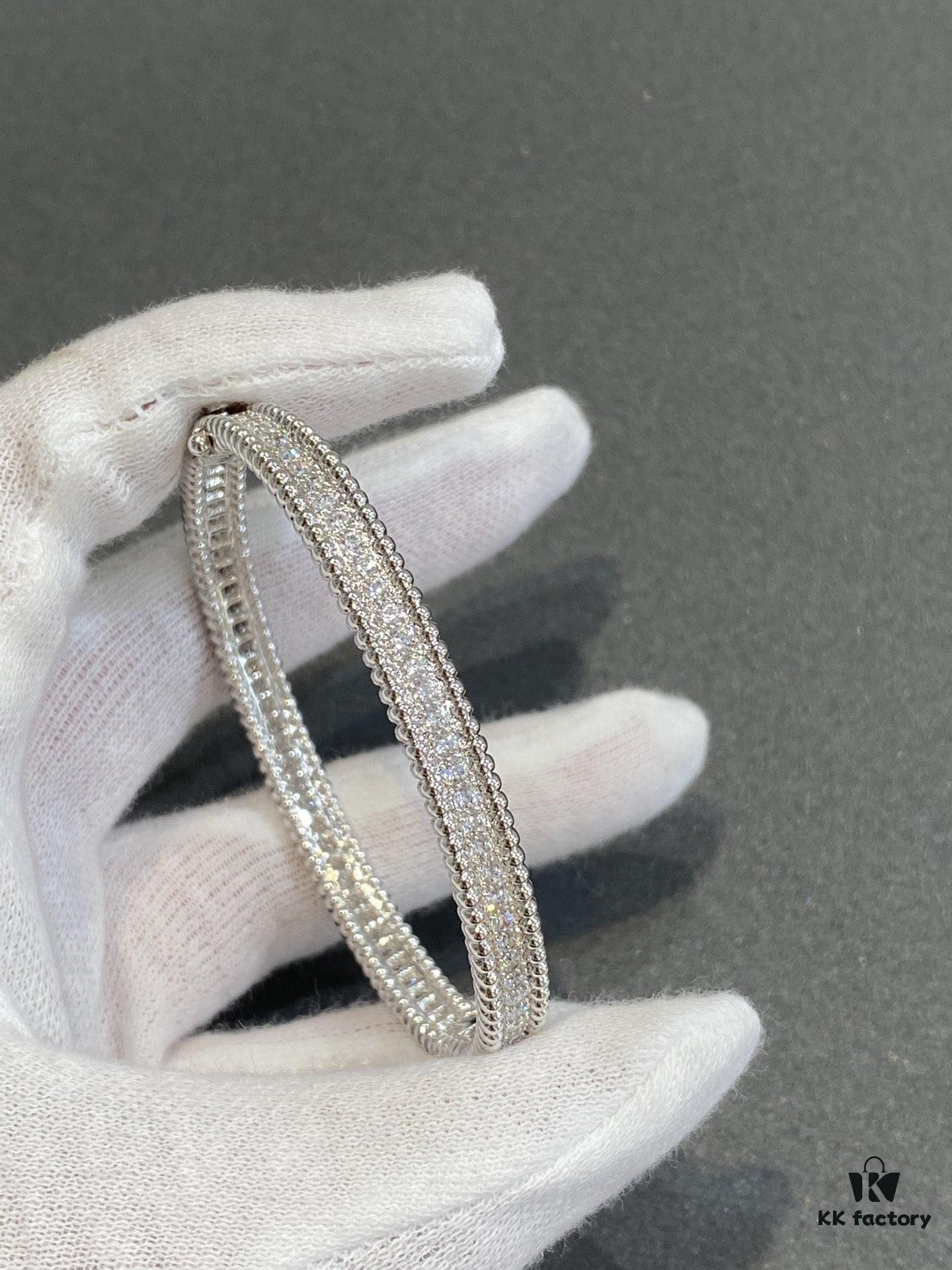 692fc2f699f2d84055c885ae New Vca Four-Leaf Clover Perlee Beaded Bracelet, Single Row Diamond Bracelet, Classic Layering Design, Vintage and Exquisite