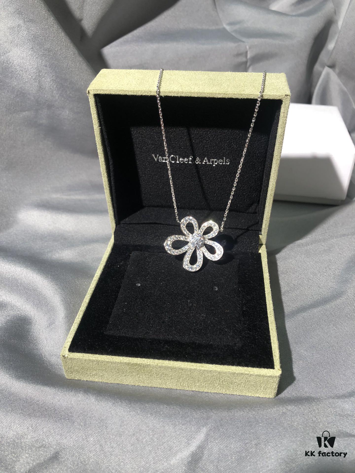 692fc32599f2d84055c885f0 Necklace · Platinum Set: Flowerlace Lace Flower, This One! I Can't Recommend It Enough! Must Buy! Must Collect! The Fire Is So Brilliant You'd Mistake It for Real Diamonds!