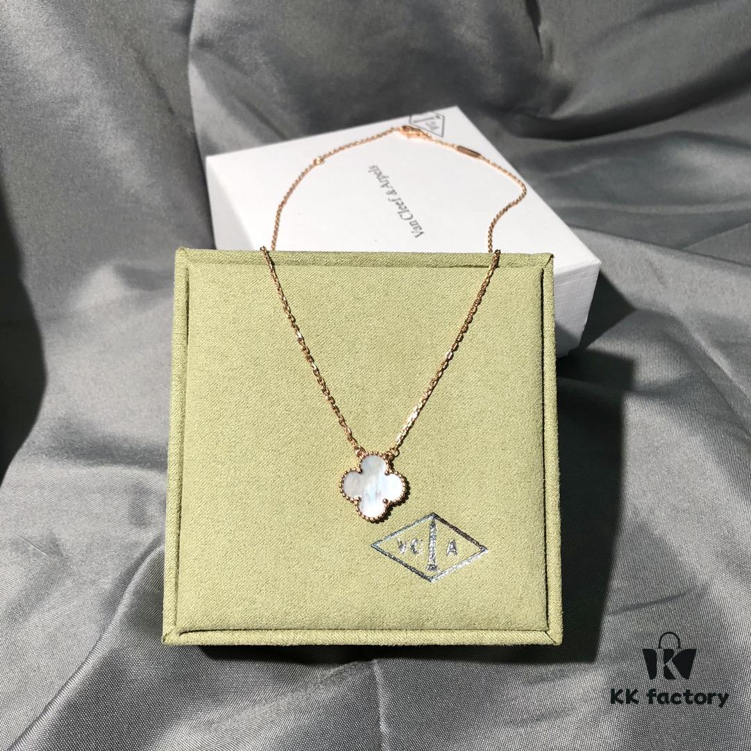 692fc32e99f2d84055c885fc Necklace · Rose Gold Set: Malachite Clover / Tiger's Eye Clover / White Mother of Pearl Clover