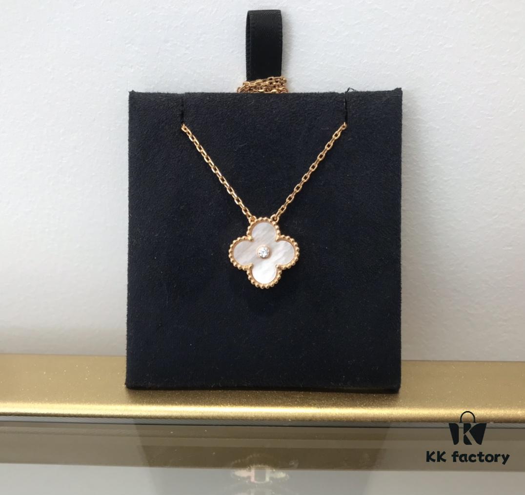 692fc37999f2d84055c88677 Medium Four-Leaf Clover Necklace Collection - Diamond-Paved Top-Quality Sterling Silver 18K Gold Plated