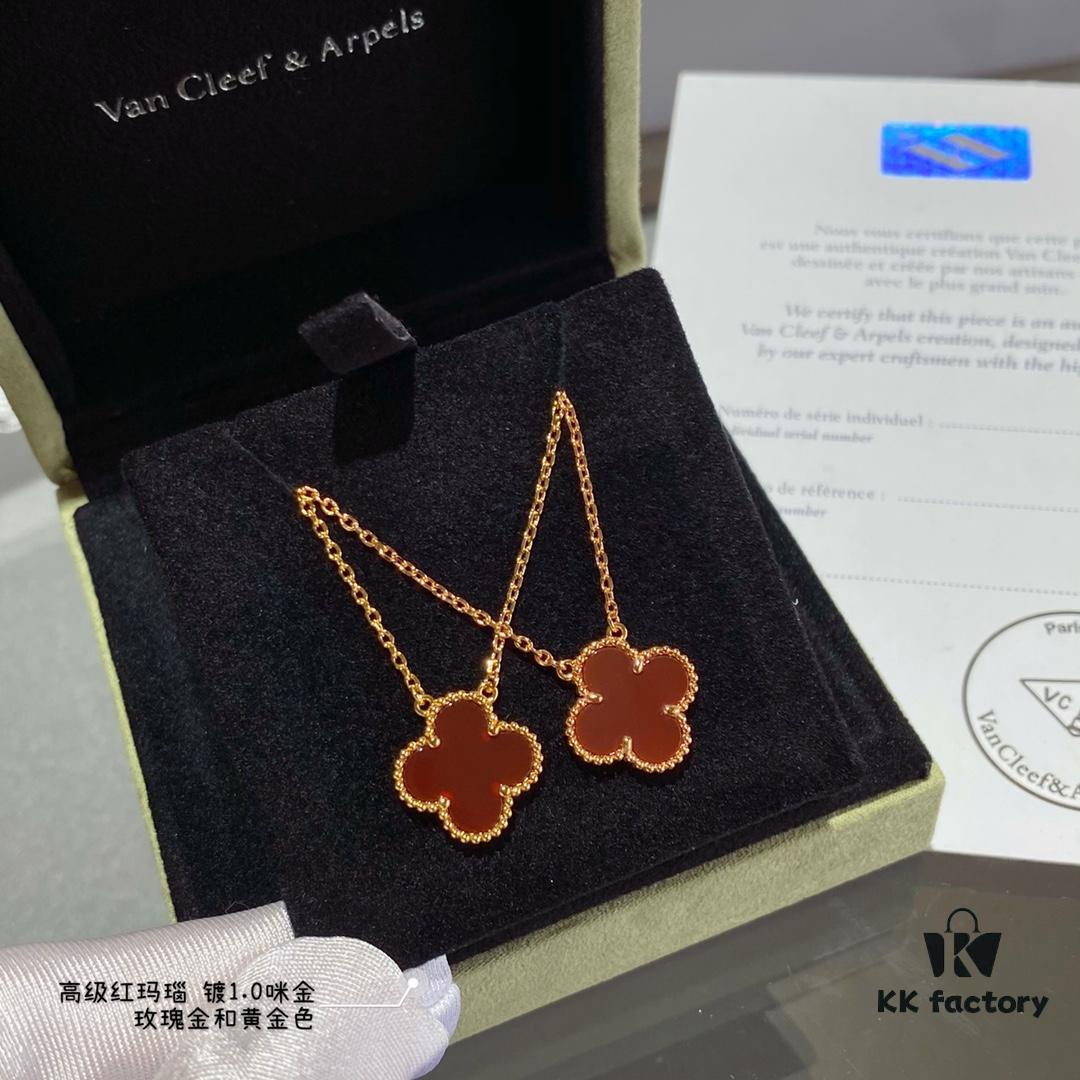 692fc39e99f2d84055c886aa Chunky Chain with CNC-Cut Clasp, V Gold Plated with Imitation Gold, Vca Clover Necklace Featuring White Mother-of-Pearl, Red Agate, and Black Agate