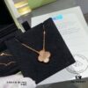 Chunky Chain with CNC Buckle, V Gold Plated Mi Gold, VCA Clover Natural Pink Shell Necklace