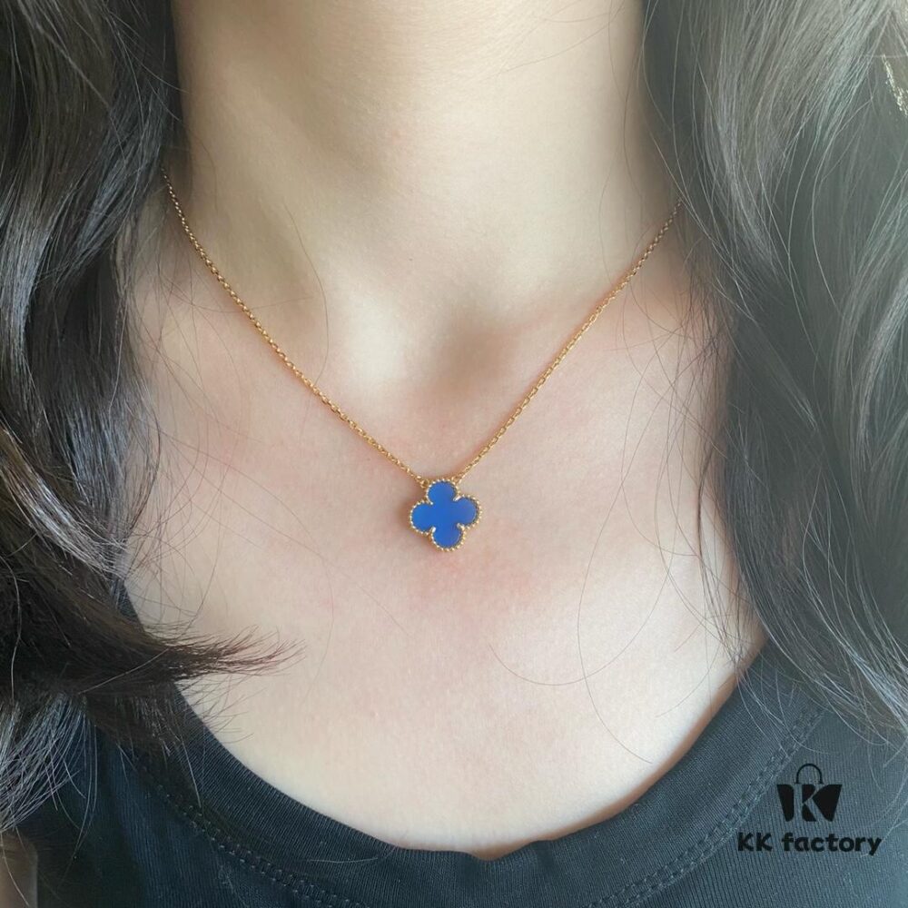 692fc3a899f2d84055c886b4 Chunky Chain with CNC Buckle, V Gold Plated Mi Gold, Vca Clover with Premium Blue Agate Necklace