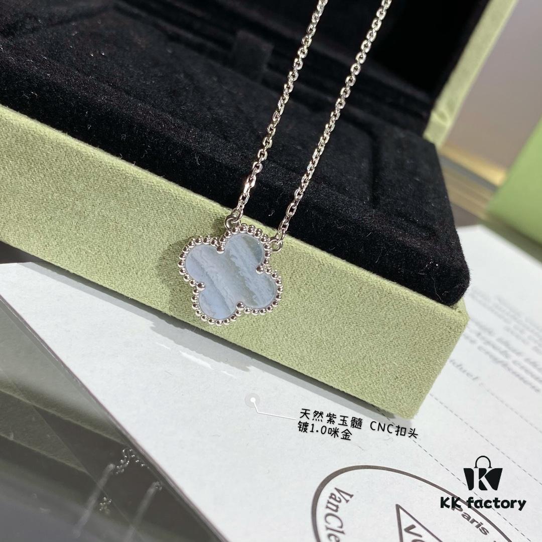 692fc3b499f2d84055c886c2 Chunky Chain with CNC-Cut Clasp, V-Plated Gold Finish, Natural Amethyst Chalcedony Four-Leaf Clover Necklace, High-Precision Craftsmanship