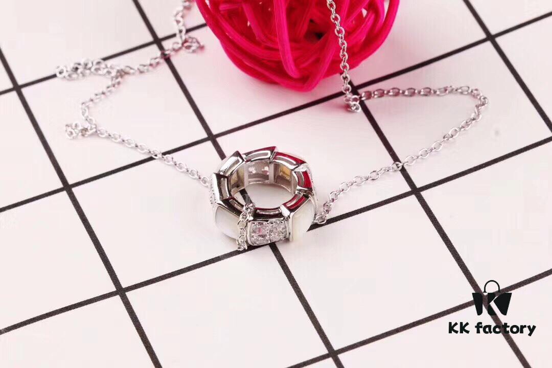 692fc3d799f2d84055c88704 Bulgari BVLGARI 2018 Red Agate and White Agate Diamond-Paved Snake Bone Pendant Necklace