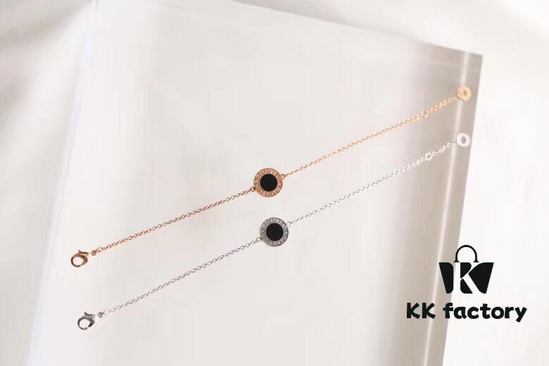 Bvlgari Single Round Bracelet (White + Black)