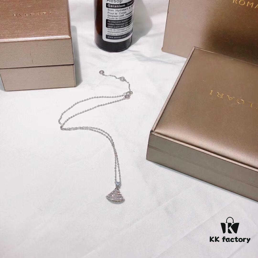 692fc40099f2d84055c88752 Bv Bulgari Diva Series Fan-shaped Full Diamond Platinum High-end Customized Imported S925 Sterling Silver 5A Super Sparkling Zircon Necklace with Original Bulgari Chain