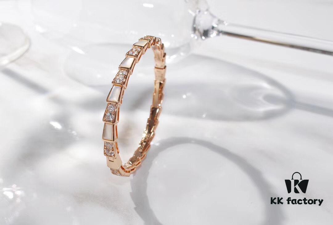 692fc43199f2d84055c887a1 Hot In-Stock Natural Shell Bracelet BVLGARI Classic Reissue Bulgari Snake Bracelet 925 Sterling Silver Thick Gold Plated with Natural Mother of Pearl Elegant Luxury Design