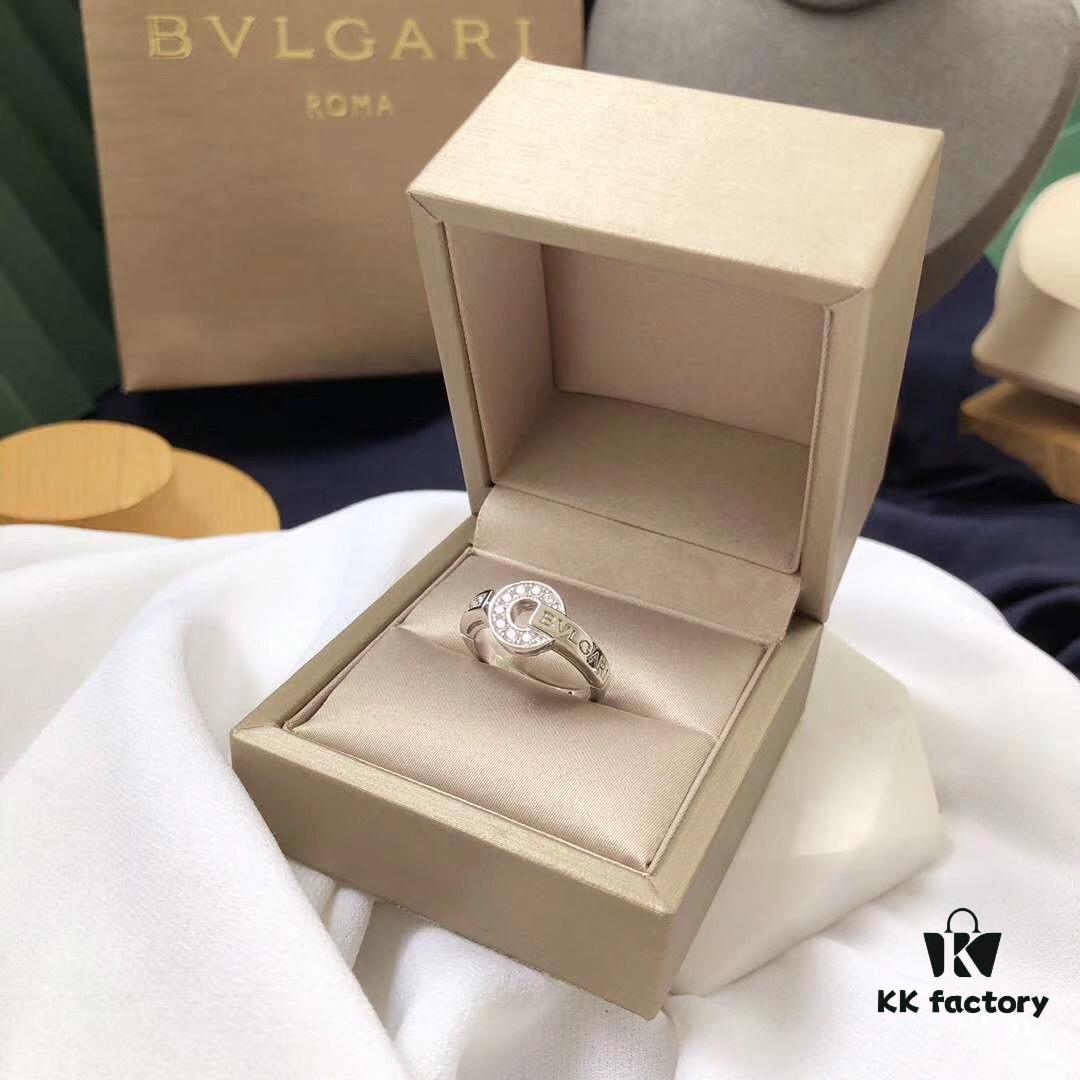 692fc43799f2d84055c887ab Bvlgari Bvlgari Series Signature Ring