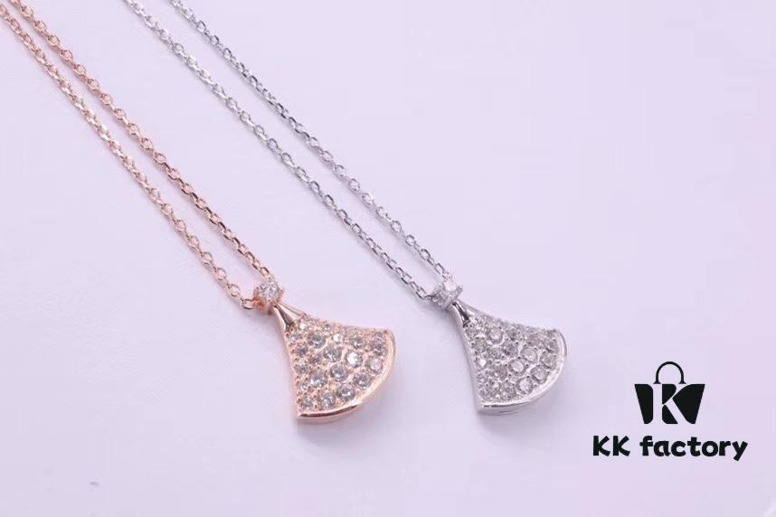 692fc43f99f2d84055c887bc Bvlgari Bulgari Small Skirt Diamond-Set Collarbone Necklace