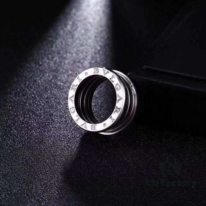 692fc46999f2d84055c88811 BV* Bvlgari Spring Ring – A Masterpiece of Design, the Go-To Choice for Celebrities, Influencers, and Trendsetters, Ideal as a Couple's Ring