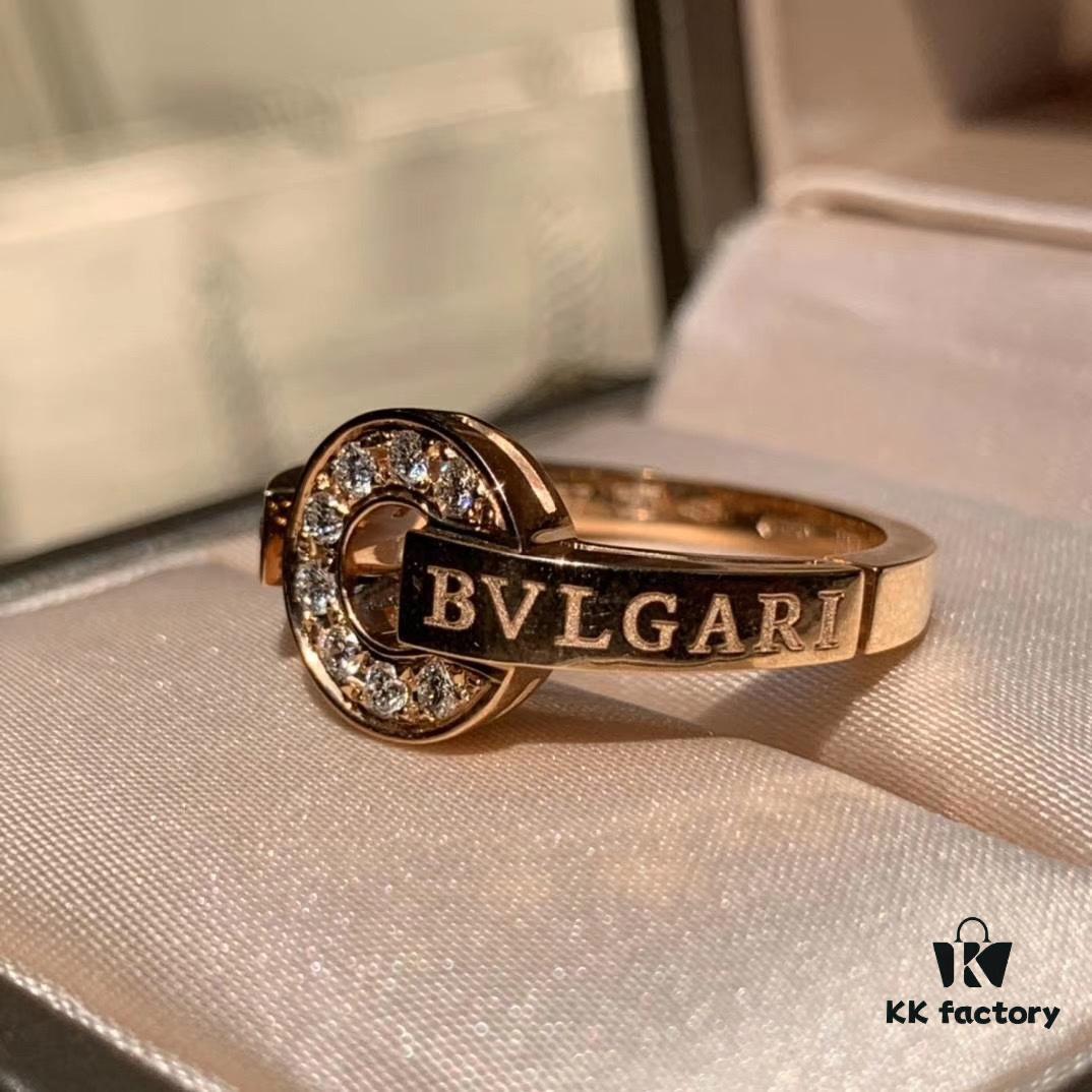 692fc48399f2d84055c8884a Bvlgari's Most Popular Lucky Coin Ring, Also Known as 'Fortune Rotation', Ideal as Wedding Bands, Elegant and Brightening to the Hands, Featuring Brilliant Diamonds with a Glowing Effect, Rose Gold Version is the Bestseller with Exceptional Symbolism