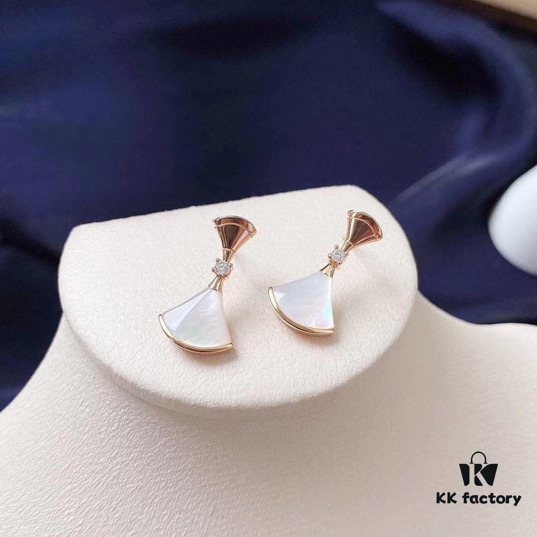 692fc4be99f2d84055c888bb BVLGARI/Bulgari Divas' Dream Rose Gold 'Little Skirt' Earrings