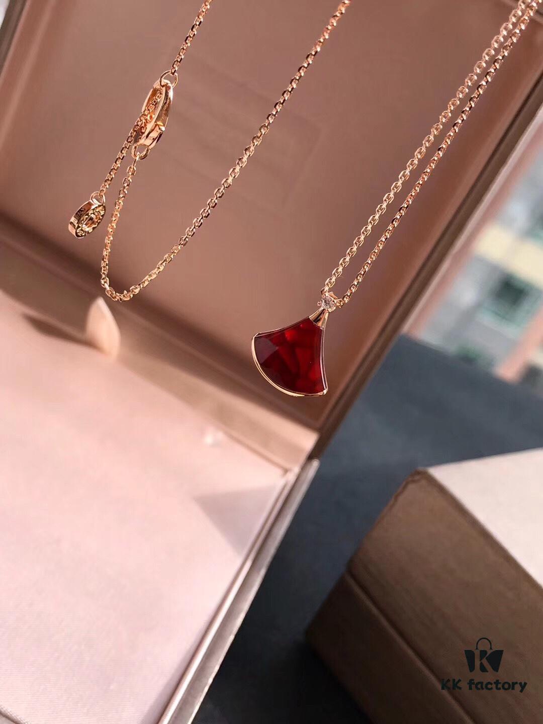 692fc4de99f2d84055c888f5 Bvlgari Divas' Dream Natural Carnelian Fan Necklace
