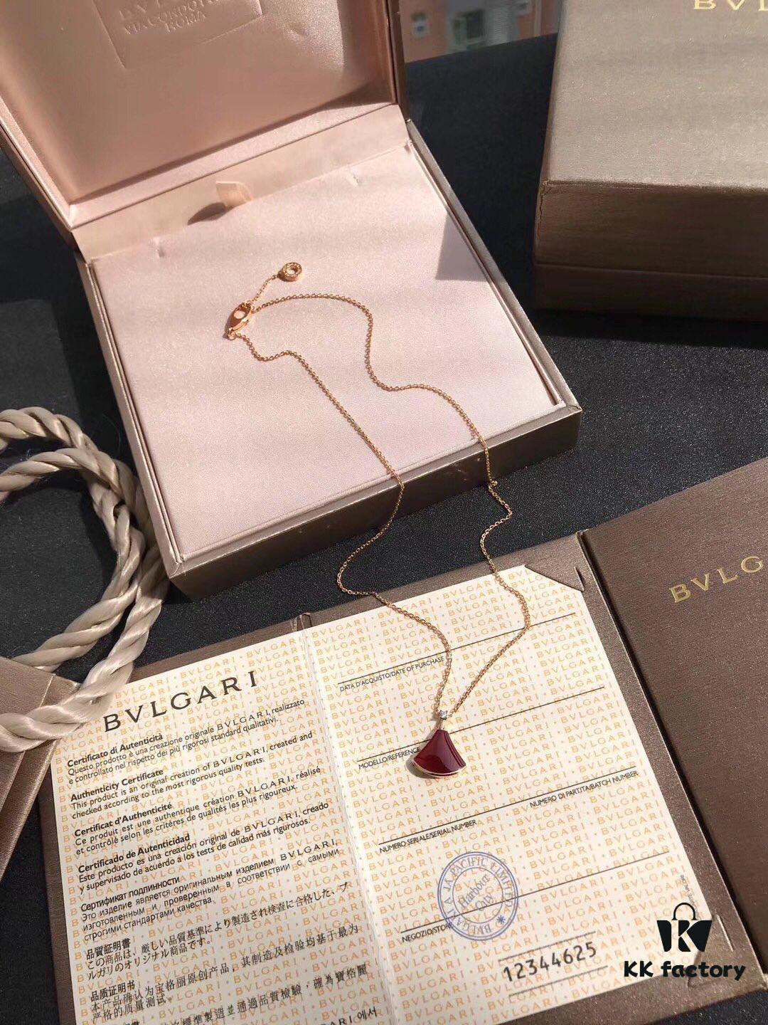 692fc4df99f2d84055c888f7 Bvlgari Divas' Dream Natural Carnelian Fan Necklace