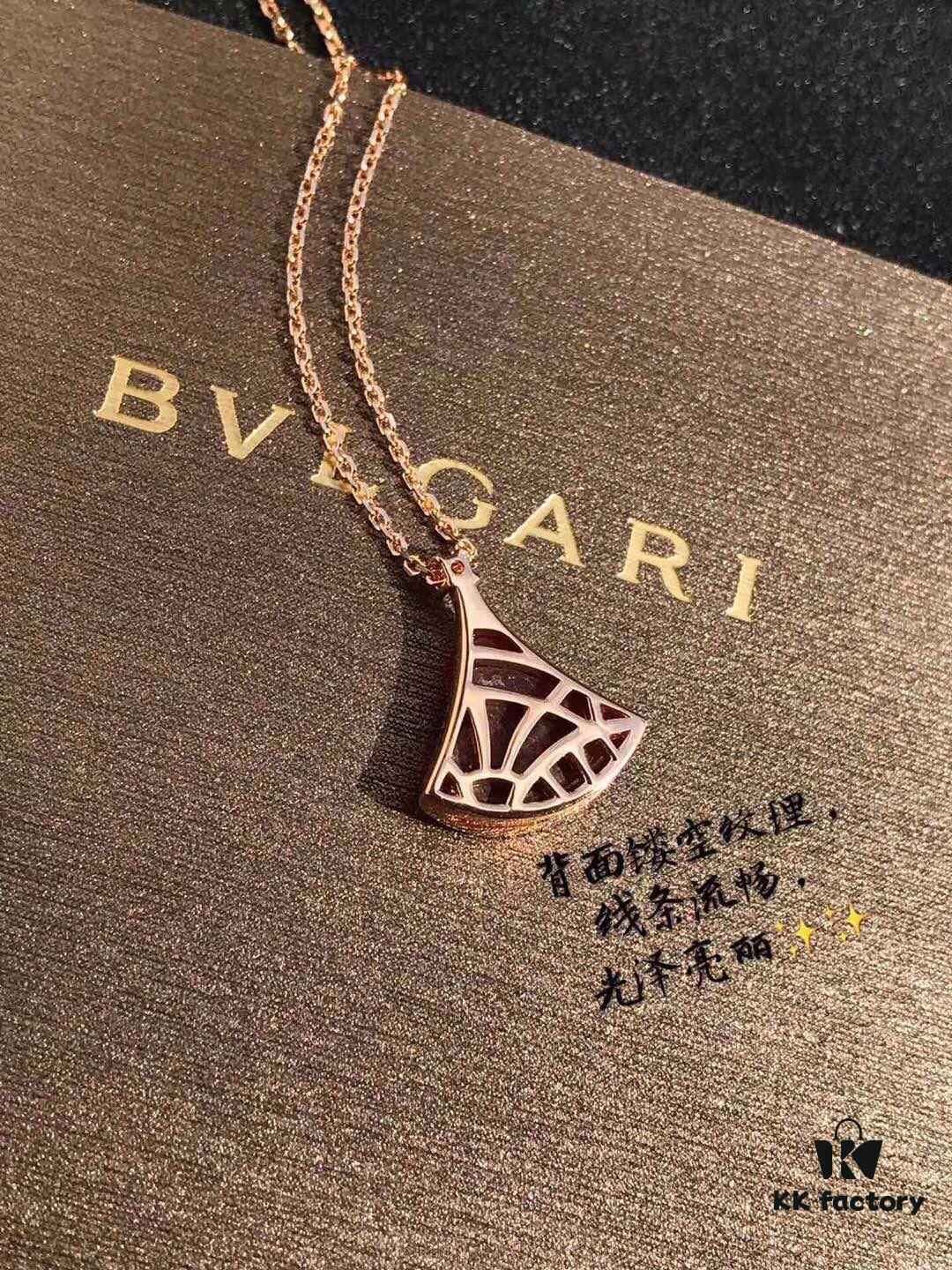 692fc4e299f2d84055c888fa Bvlgari Divas' Dream Natural Carnelian Fan Necklace