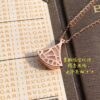 Bvlgari Divas' Dream Mother-of-Pearl Fan Pendant Necklace, Exquisitely Crafted with Natural Mother-of-Pearl Inlay, Radiant and Elegant, Color Shifts with Light, Showcasing the Unique Luster of Pearls, 45cm Adjustable Chain