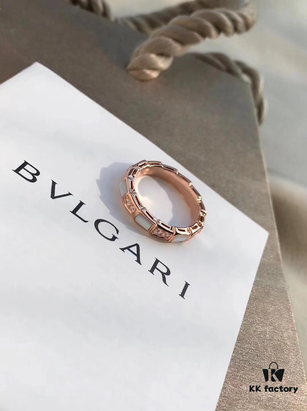 692fc4fa99f2d84055c88911 Bvlgari Serpenti Viper Series Mother-of-Pearl Snake Bone Ring in S925 Silver with 18K Gold Plating, Embellished with 12 Diamonds and 6 White Shell Inlays