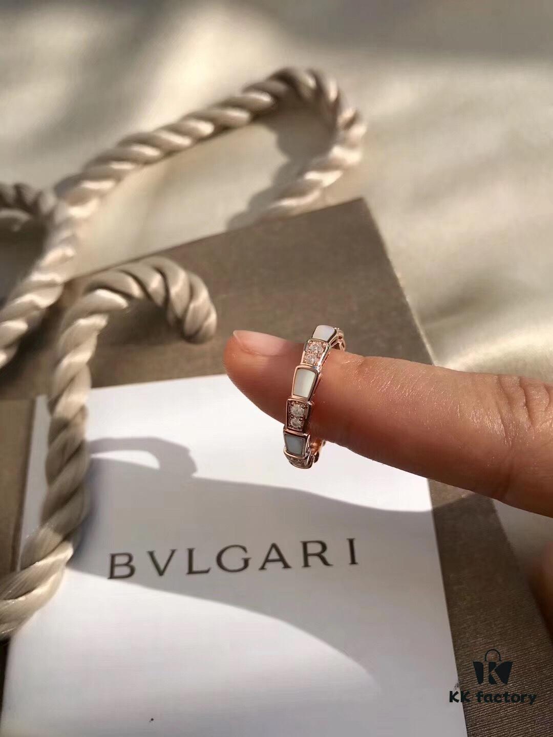 692fc50499f2d84055c88918 Bvlgari Serpenti Viper Series Mother-of-Pearl Snake Bone Ring in S925 Silver with 18K Gold Plating, Embellished with 12 Diamonds and 6 White Shell Inlays