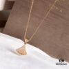 692fc53399f2d84055c8895e Bvlgari DIVA Series, a Hit on Xiaohongshu. Inspired by the 16th-century European fascination with fans, symbols of art and nobility, the DIVA collection features vibrant gemstones and fan-inspired designs. Now Bvlgari triumphantly reimagines this classic elegance. This 925 sterling silver necklace is vacuum-plated with rose gold, ensuring fade resistance and hypoallergenic wear, beautifully accented with white mother-of-pearl for luxurious charm. Chain length: 40cm + 4cm adjustable. Comes with complete Bvlgari retail packaging.