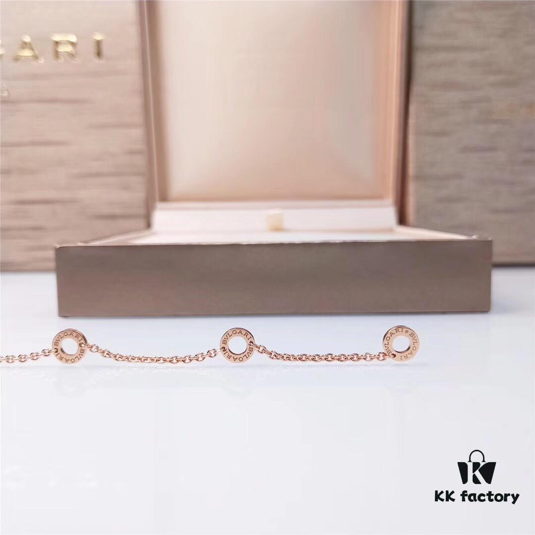 Bvlgari B.zero1 Ceramic Necklace (Non-Diamond Version) – Inspired by the Roman Colosseum's Circular Amphitheater Design