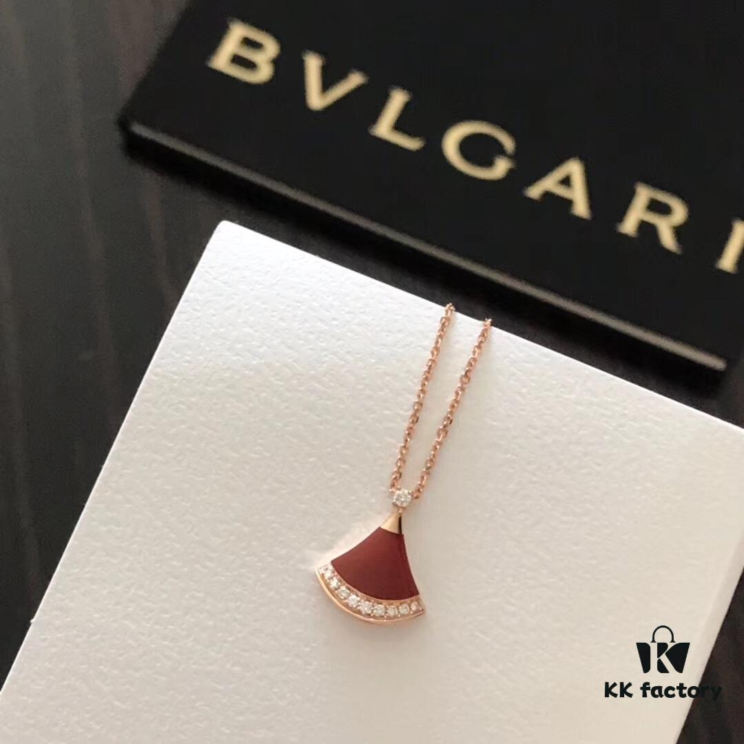 692fc55299f2d84055c889a3 Bvlgari Natural Stone Fan Pendant Necklace in 925 Sterling Gold-Plated Silver – Authentic Mold, Exclusive Design