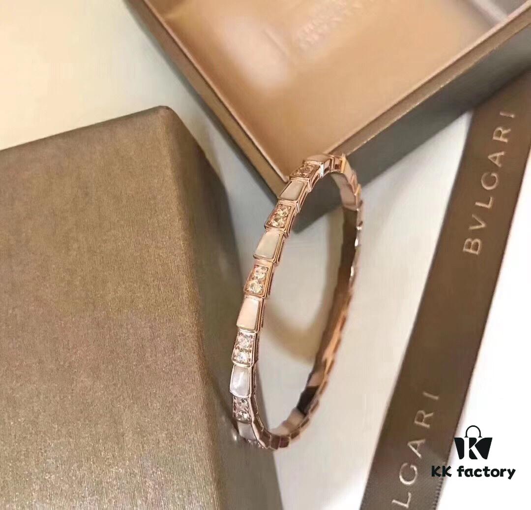 692fc5a699f2d84055c88a34 Hot In Stock Natural Shell Bracelet BVLGARI Classic Revival Bulgari Snake Bracelet Elegant and Sensual Line Design Adorned with Sparkling Diamonds Diamond-Like Luxury 925 Sterling Silver Thick Gold Plated Natural Mother of Pearl Original Logo Engraving Exquisite and Luxurious Perfect Interpretation
