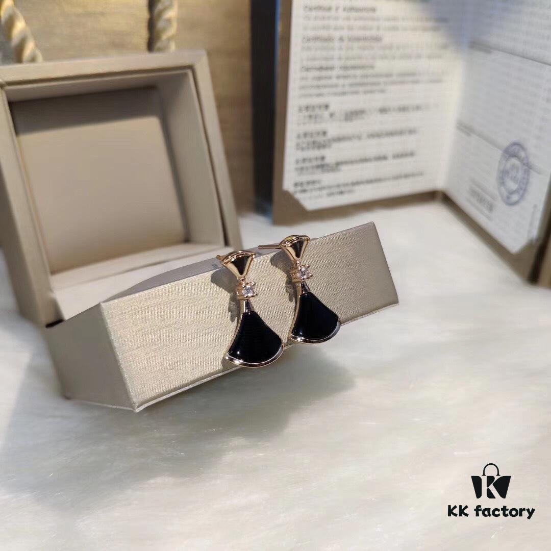 692fc5cb99f2d84055c88a68 Bvlgari Double Fan Mother-of-Pearl Stud Earrings, Fairy-Like Versatile Style, Real Gold Plated with Rose Gold, Fade-Resistant, 1:1 Match to Counter Version