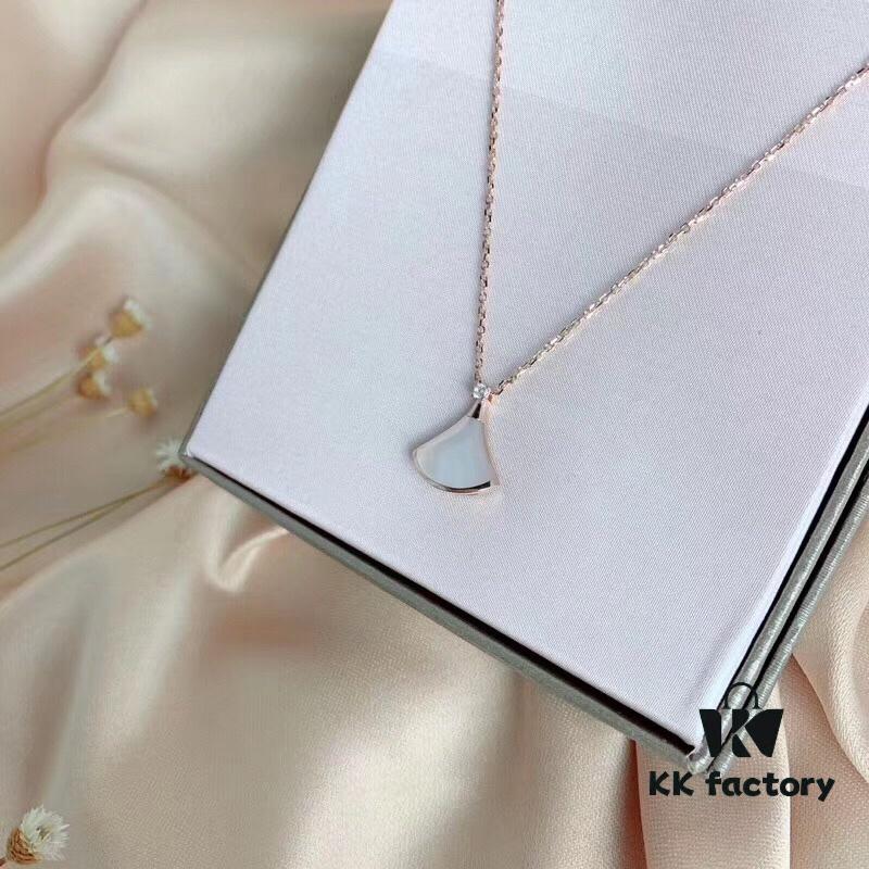 692fc60699f2d84055c88abc Bvlgari Silver Edition Pendant Necklace, 925 Sterling Silver with 18K Gold Plating and Natural Mother-of-Pearl