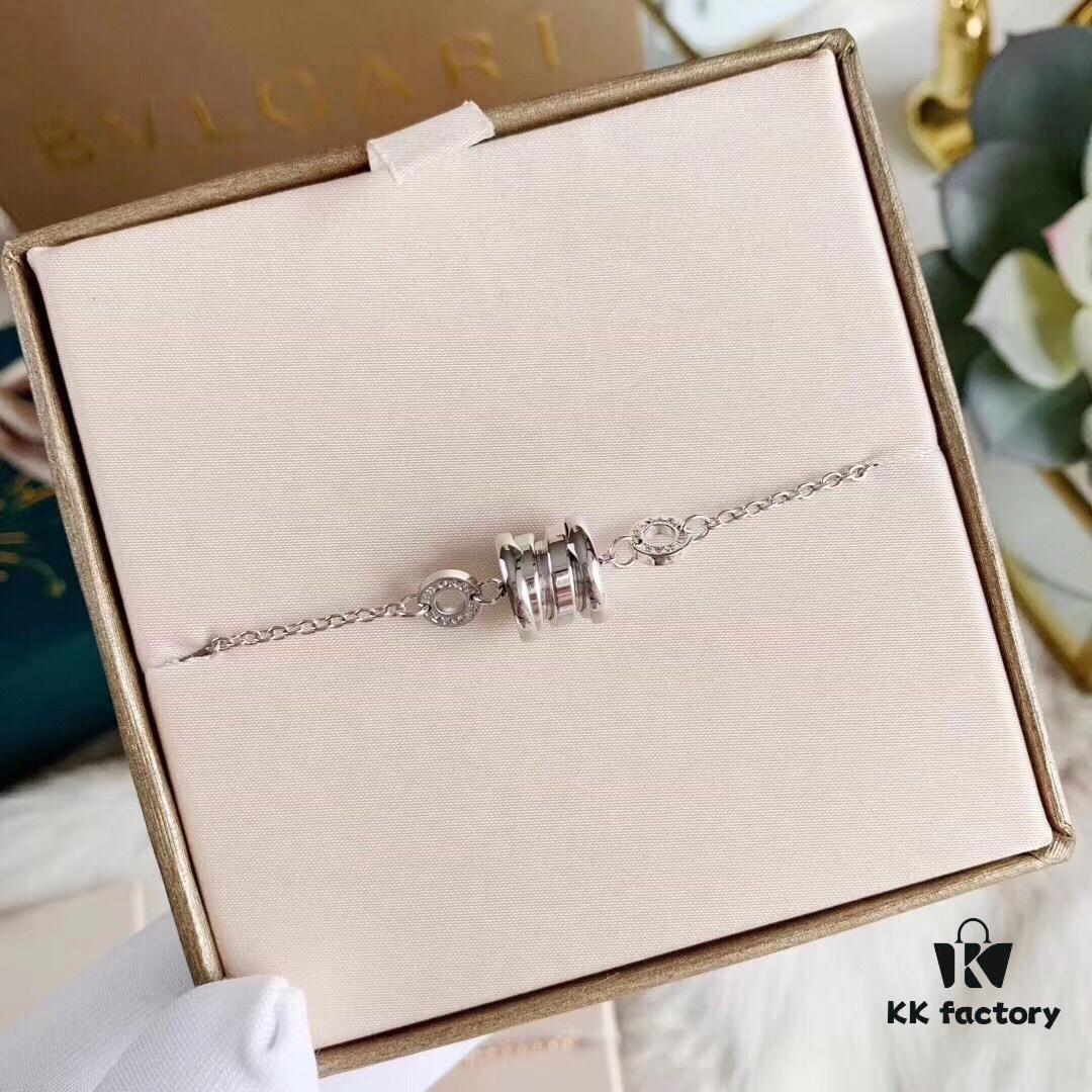 692fc62099f2d84055c88aec BVLGARI Bulgari Spring Bracelet - A Simple and Elegant Design That Exudes Confidence