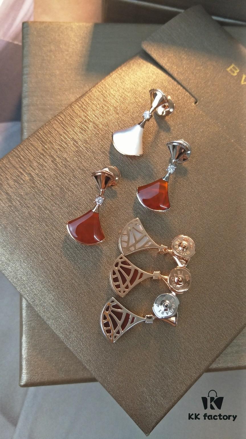 692fc63d99f2d84055c88b27 BVLGARI DIVA White Mother-of-Pearl and Red Carnelian Earrings (Diamond-Free Version)